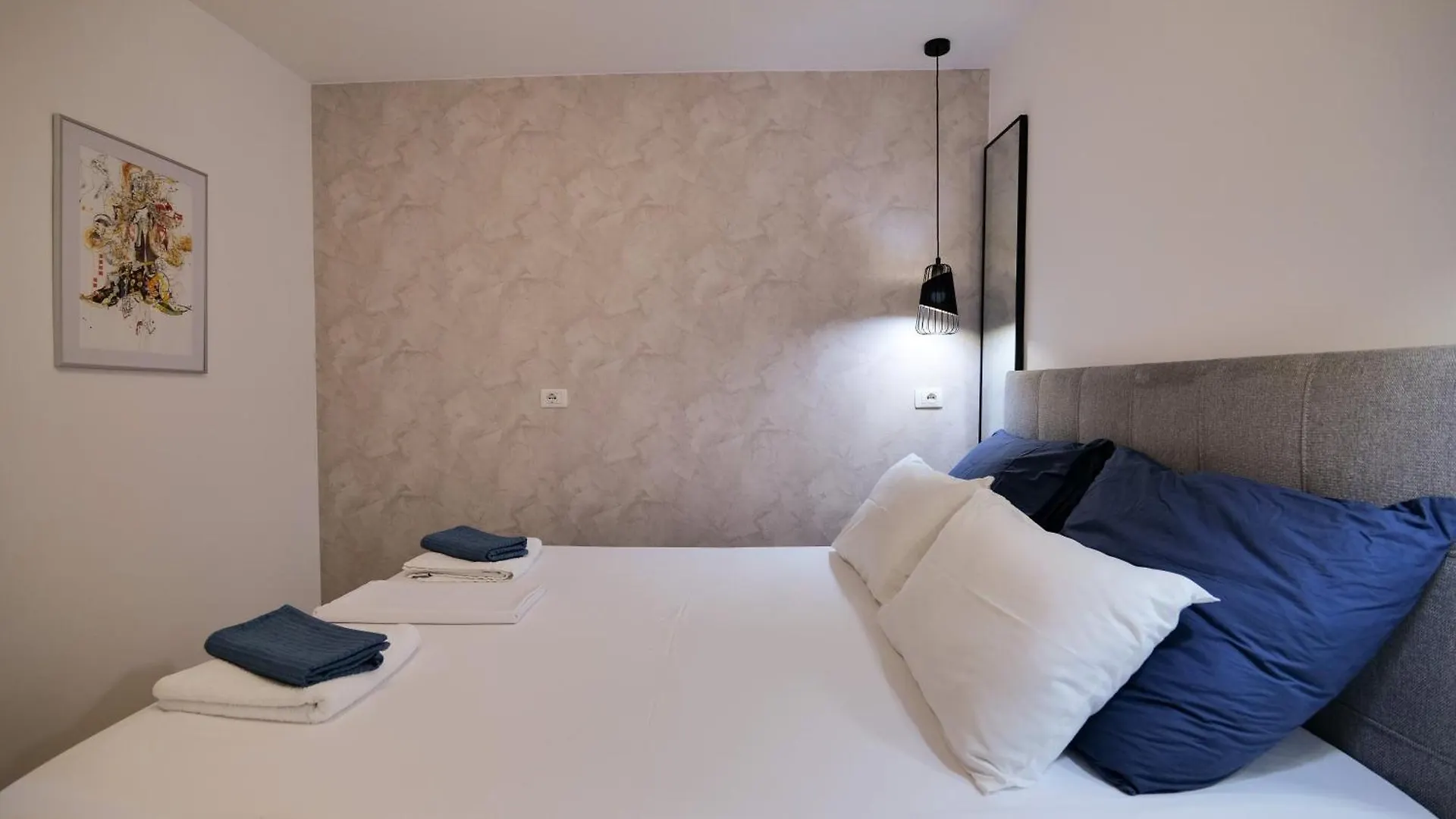 Siera Holiday Apartments Saranda 0*,